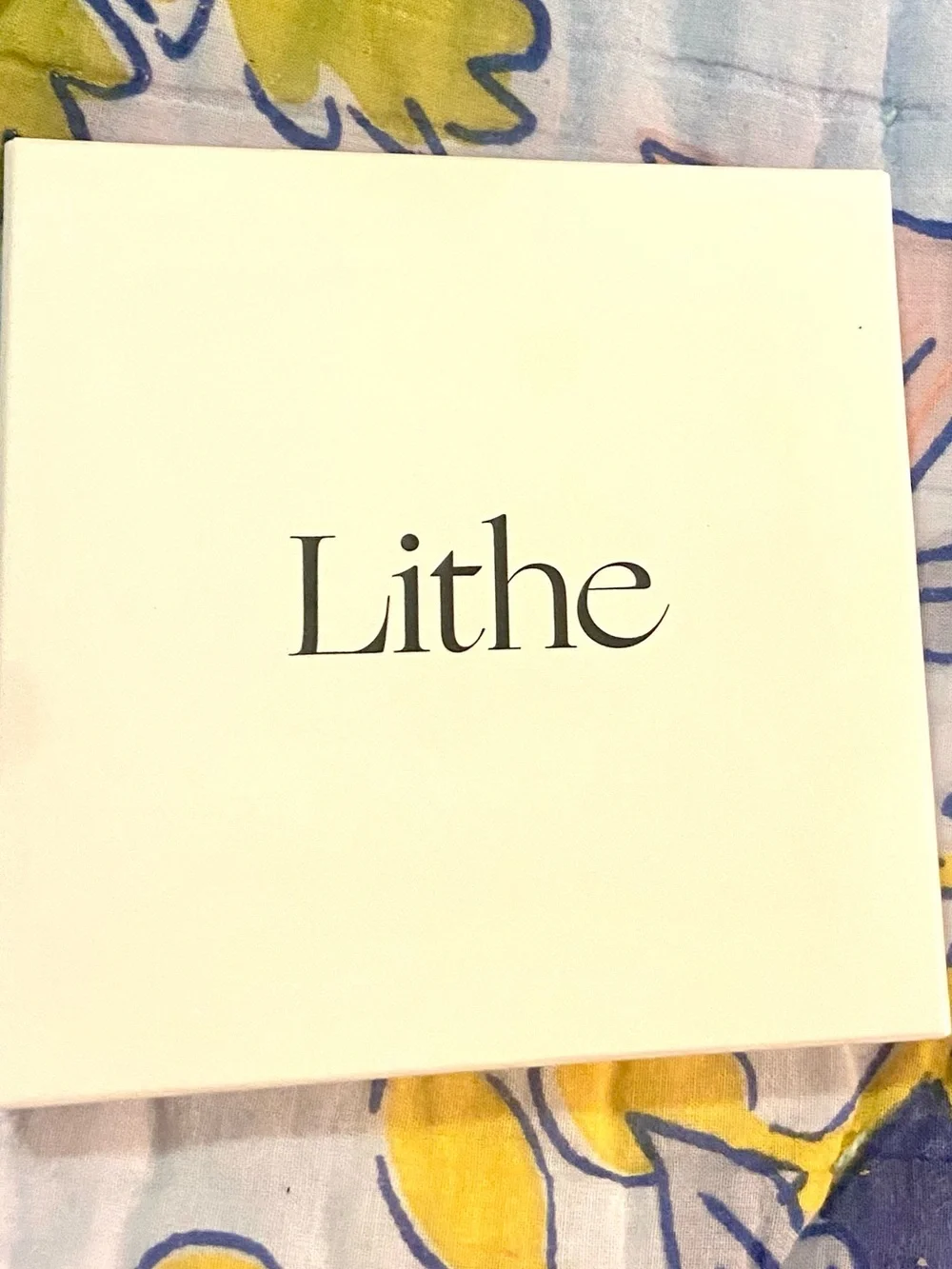 NWT Lithe Beauty Sunset Blush Pallet